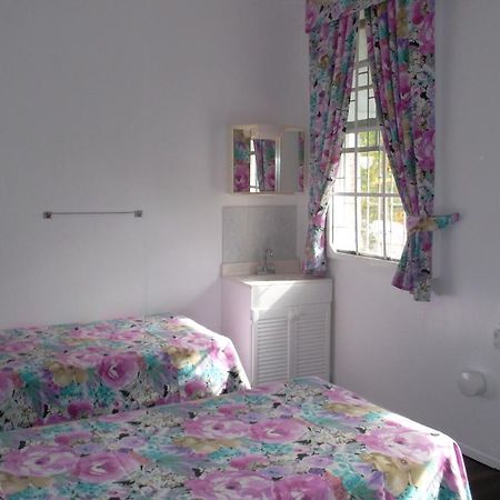 Beach Guest House Cleverdale Bridgetown Ngoại thất bức ảnh