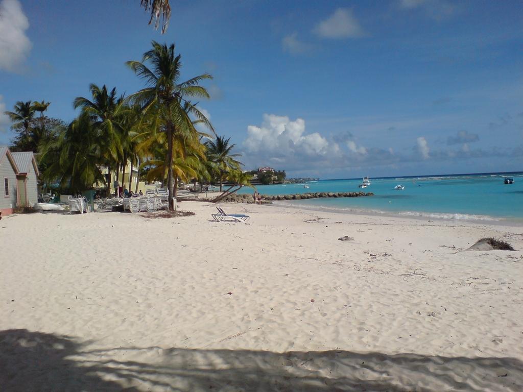 Beach Guest House Cleverdale Bridgetown Ngoại thất bức ảnh